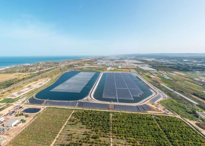 Izraelská společnost Teralight dokončila největší izraelský plovoucí fotovoltaický projekt